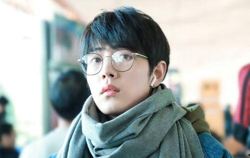 肖战吃瓜公益视频,传递正能量，关注社会热点