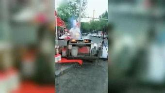 吃瓜群众非法聚集