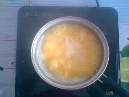 黏苞米糊糊吃瓜,夏日消暑新选择