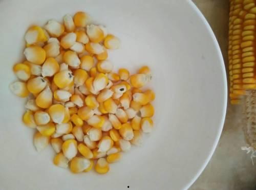 黏苞米糊糊吃瓜,夏日消暑新选择