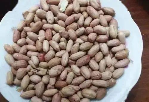 吃花生能吃瓜吗,吃花生能吃瓜吗？