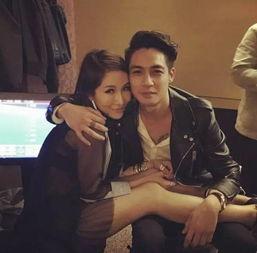 萧亚轩吃瓜现场,揭秘娱乐圈幕后真相