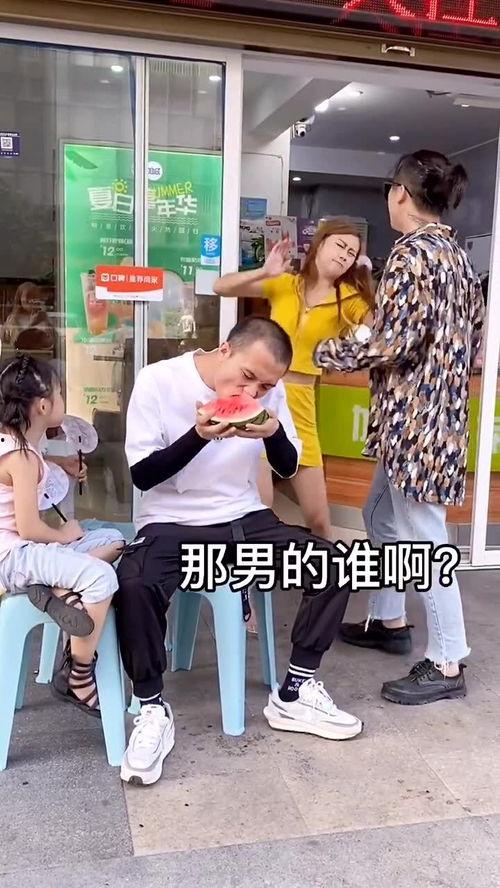 吃瓜群众校园情侣,情侣甜蜜日常大揭秘