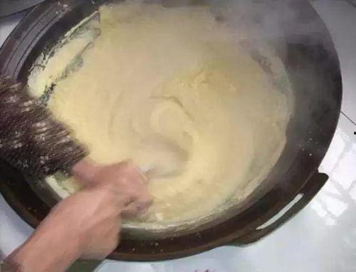 瓜女子吃搅团,瓜女子与搅团的美食传奇