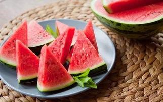 瓜女子吃搅团,瓜女子与搅团的美食传奇