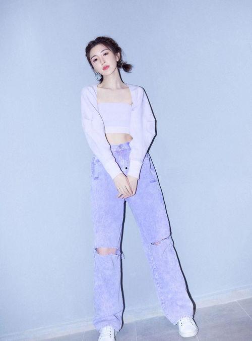 汉服变装吃瓜,穿越古今的时尚演绎