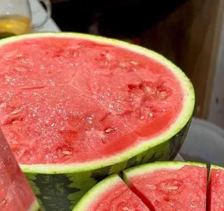 要钱吃瓜,网络热词背后的娱乐经济现象